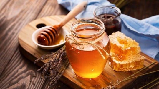Chú ý cần nhớ khi sử dụng mật ong rơ lưỡi cho trẻ