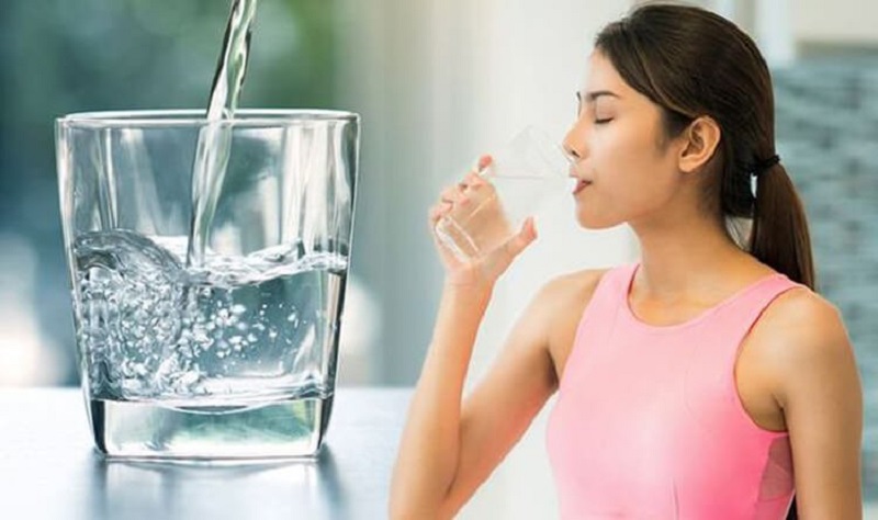 Uống nhiều nước mỗi ngày giúp lành vết thương nhanh hơn