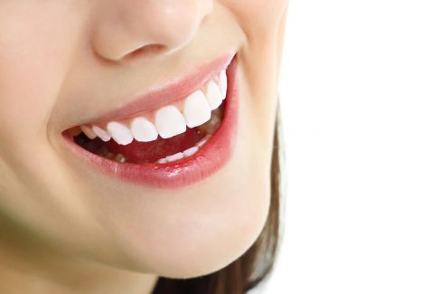 Trồng răng giả giá bao nhiêu 1 chiếc còn phụ thuộc vào nhiều yếu tố