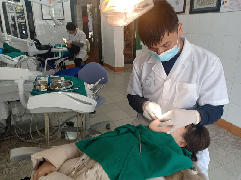 Nha khoa Mạnh Chiến cung cấp đa dạng dịch vụ chăm sóc sức khỏe răng miệng