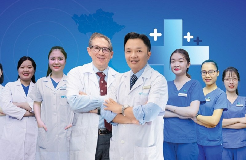 Nha khoa Smile có đội ngũ bác sĩ giỏi chuyên môn, giàu kinh nghiệm