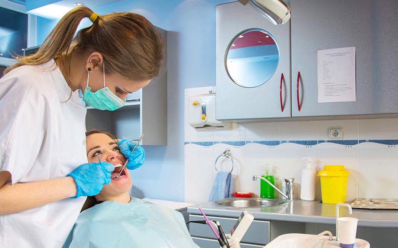 ViDental Clinic được nhiều khách hàng lựa chọn để tẩy trắng răng