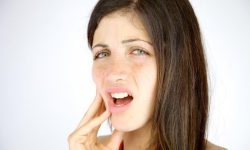 Nhổ Răng Có Đau Không? Cách Để Giảm Đau Khi Nhổ Răng
